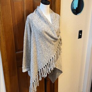NWOT Maude Vivante Gray Fringe Women's Sweater Size S/M